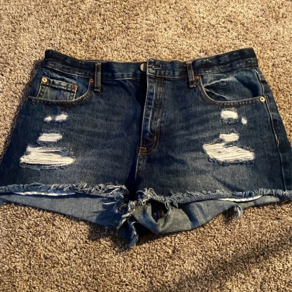 Aeropostale distressed jean shorts